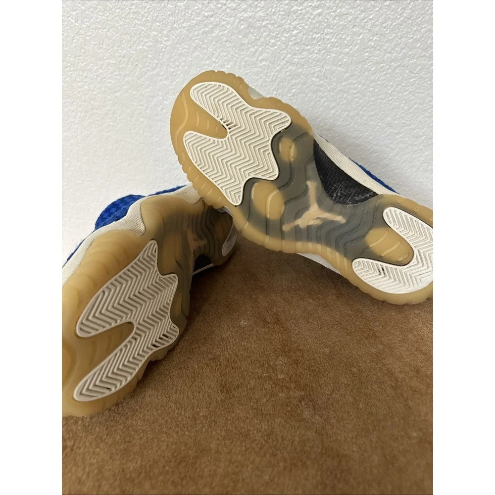 Rare Air Jordan Future Gym Blue‎ White Size 8 2014 Release - Great Condition